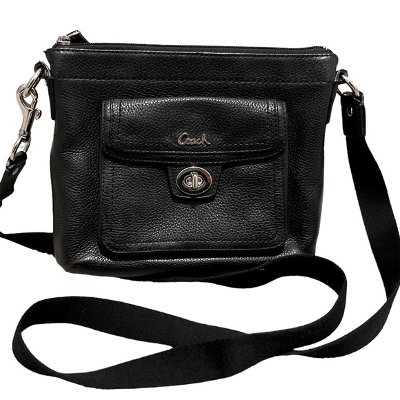 Coach Handbags - Coach Penelope Crossbody Black Leather Turn-lock Purse Bag